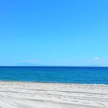 Hilltop Sea View Kariani