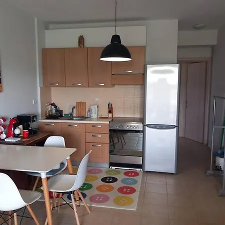Апартаменты Garden In Panorama With Free Parking & Bbq, Near The Sea