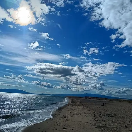 Hilltop Sea View Kariani