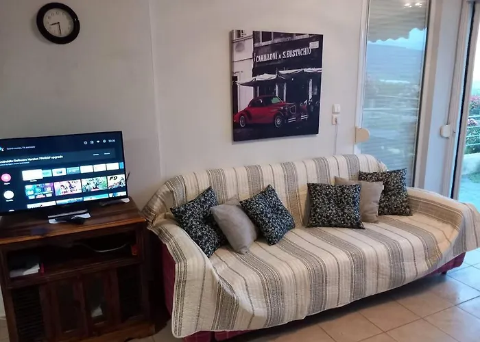 Hilltop Sea View Апартаменты Kariani