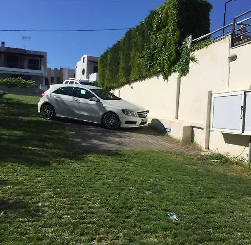 Hilltop Sea View Апартаменты