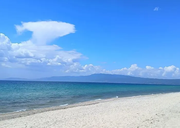Hilltop Sea View Kariani