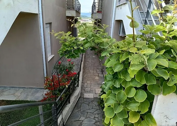 Hilltop Sea View Апартаменты